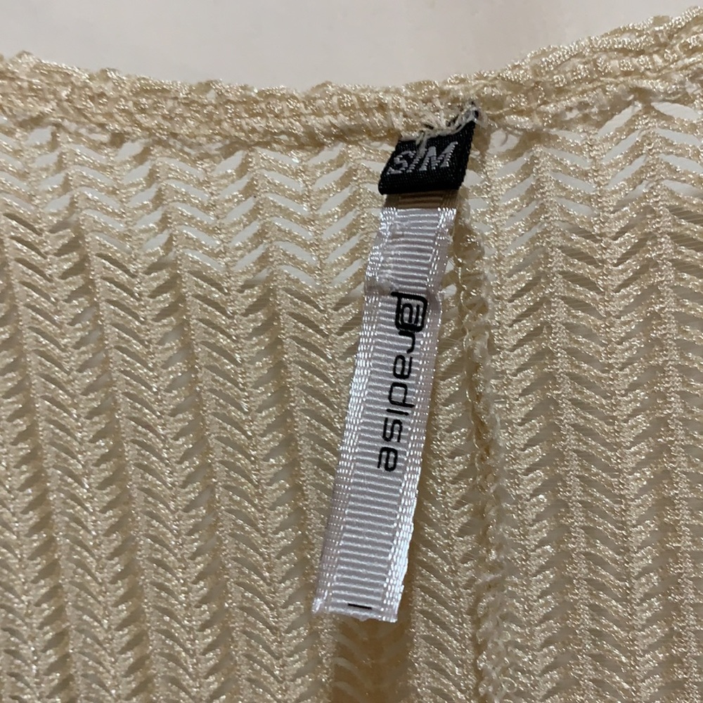 PARADISE ASYMMETRICAL TOP SZ S/M CROCHETED CREME FLOPPY POCKETS/LG BUTTON - Picture 5 of 8